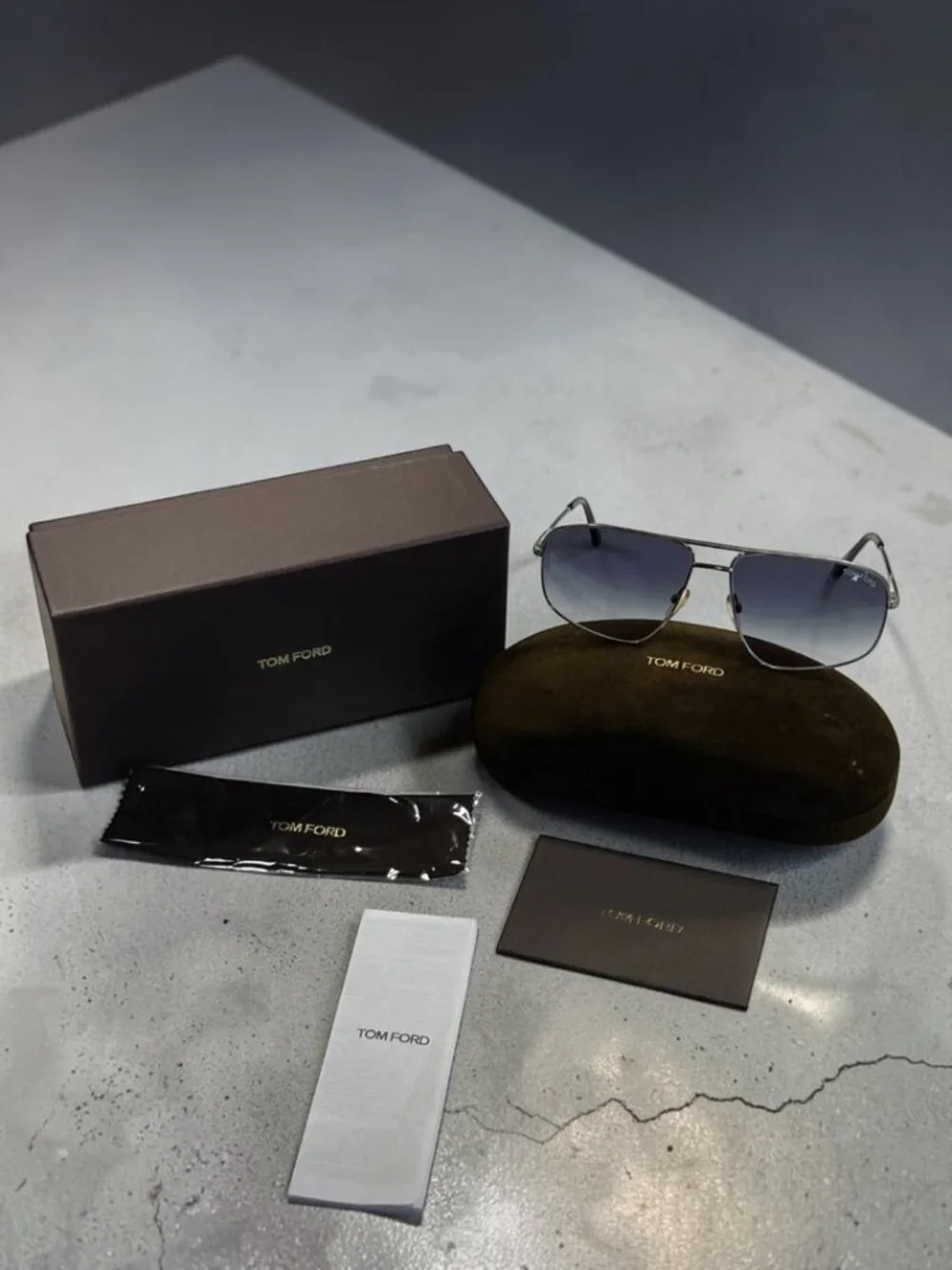 🕶️ Authentic TOM FORD 